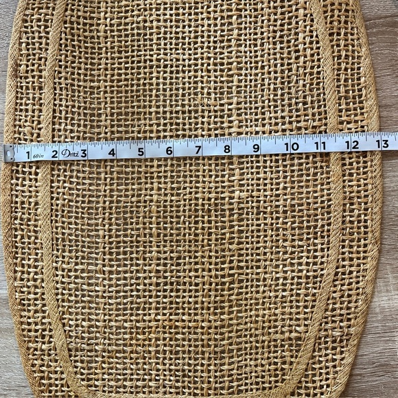 Vintage Albaca Fiber Set of 4 Woven Tan Placemats - Picture 7 of 7